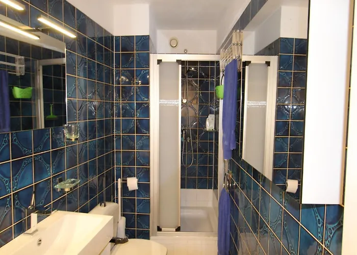 In Het Zoute With Side Sea View